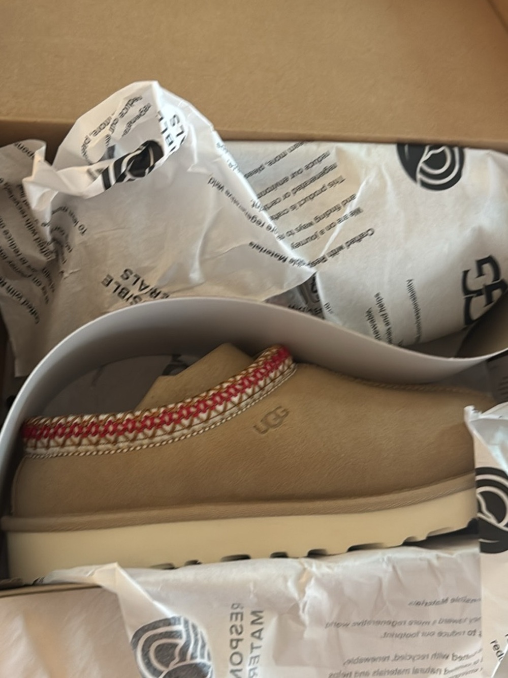 UGG Women's Tan Slip-On Shearling Lined Slippers with Red Trim - Picture 3 of 7
